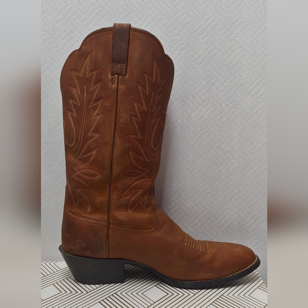 ARIAT Heritage Distressed Western Boots R Toe Sz 8.5C EU 39.5 Style No. 15725